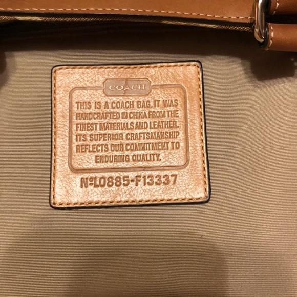 Coach Hampton Optic Signature Handbag - Picture 9 of 16